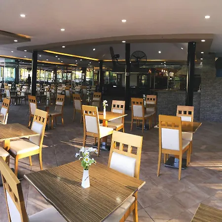 Hotell Forest Village