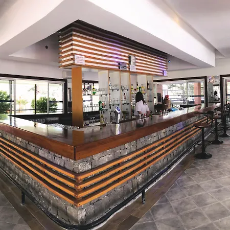 Hotell Forest Village