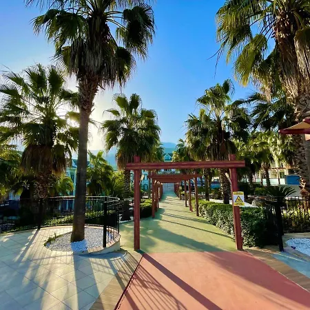 Forest Village Hotell Öludeniz