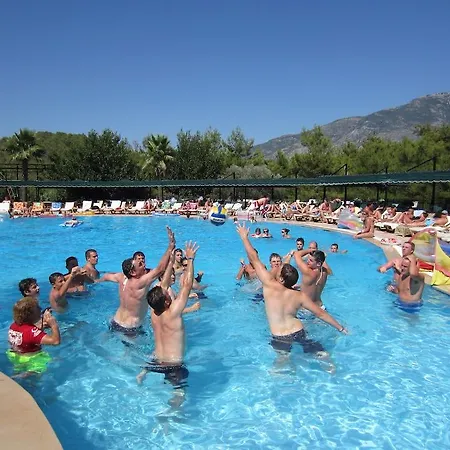 Forest Village 호텔